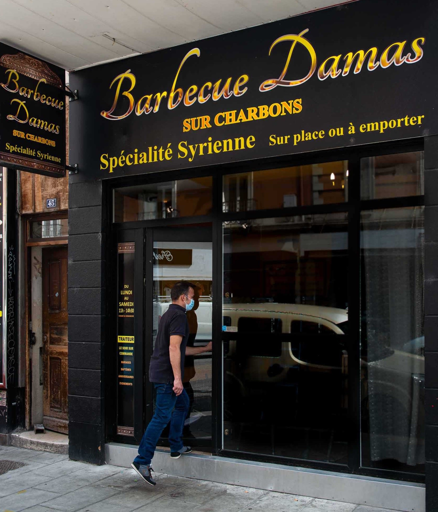 La facade du restaurant Barbecue Damas à Grenoble